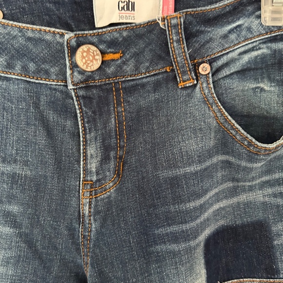 🔶Cabi Slim Boyfriend Patch Look Jeans - Picture 7 of 14
